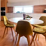 Three Diamonds Appartement