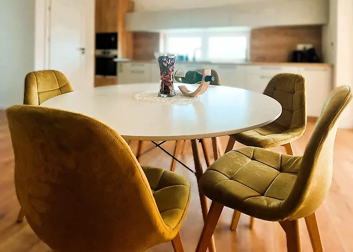 アパート Three Diamonds Dunajská Streda