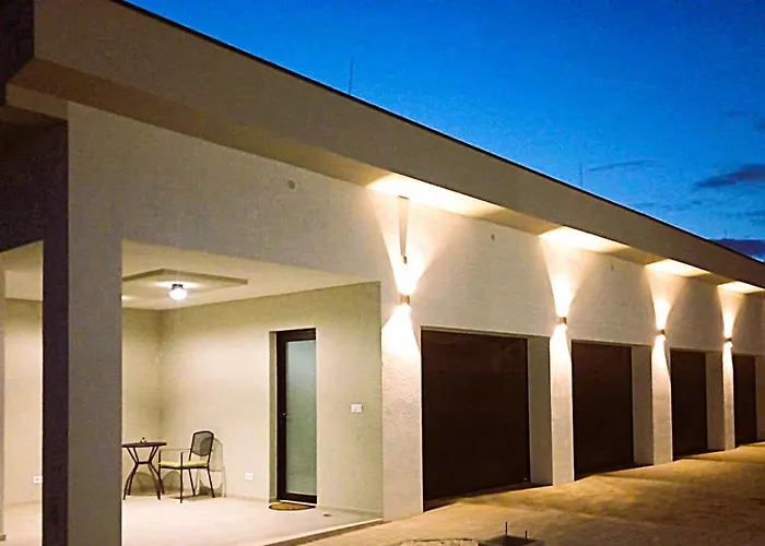 アパート Three Diamonds *